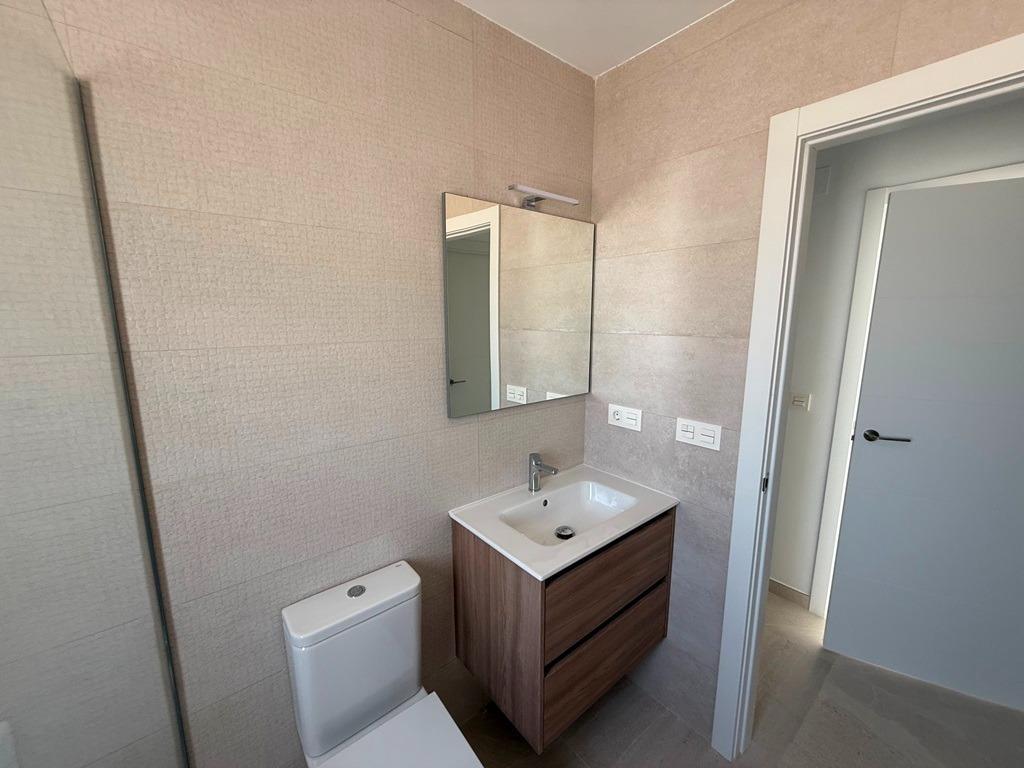 Villa Obra Nueva 3 Hab con Piscina en Pinoso — Tu Hogar Definitivo