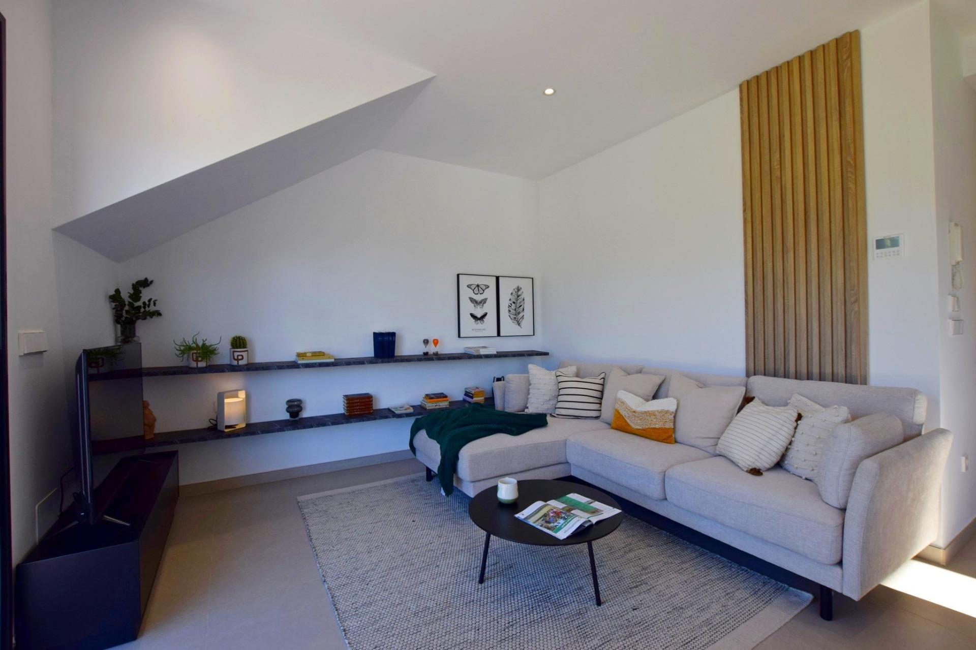 Villa obra nueva con piscina privada en Alhama De Murcia — 3 hab.