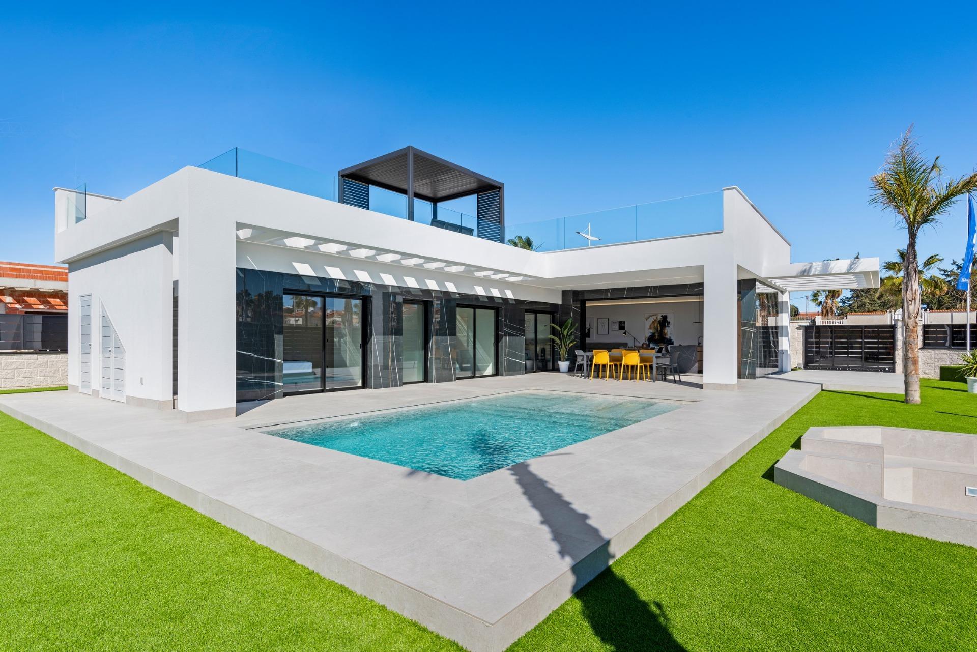 Villa en Algorfa