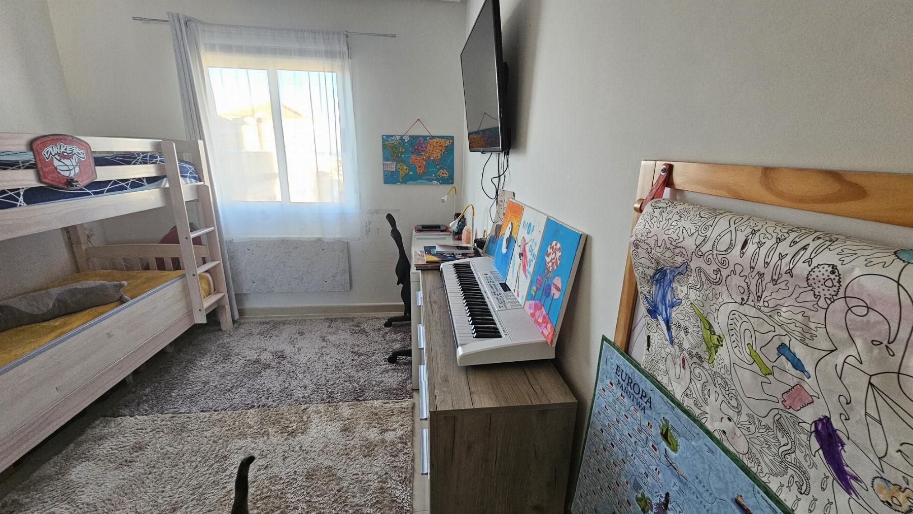 Apartamento con Vistas al Mar en Lomas de Cabo Roig — Piscina Comunitaria