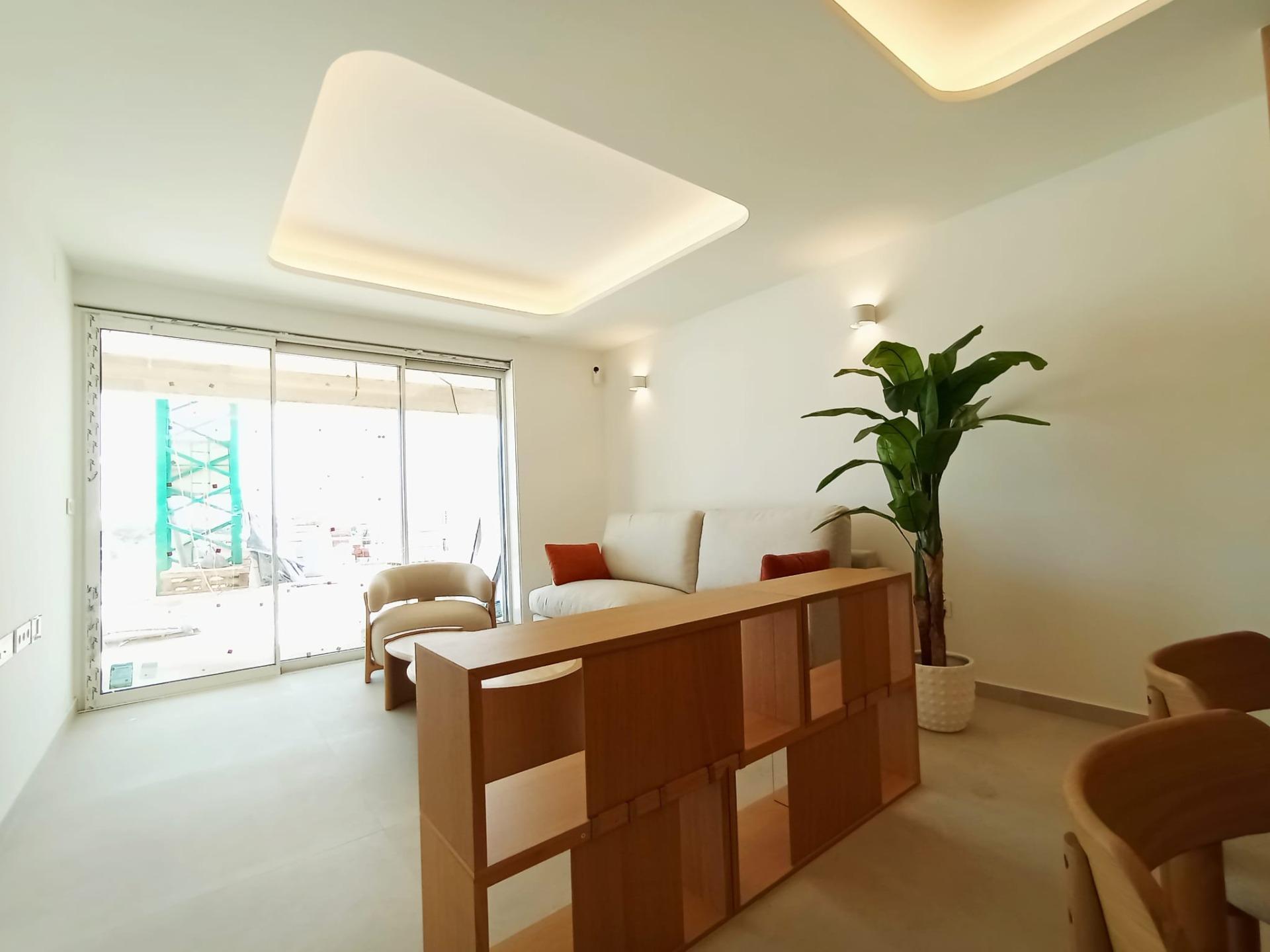 Ático Obra Nueva Benijofar: Piscina Privada y Solárium — Hogar & Inversión