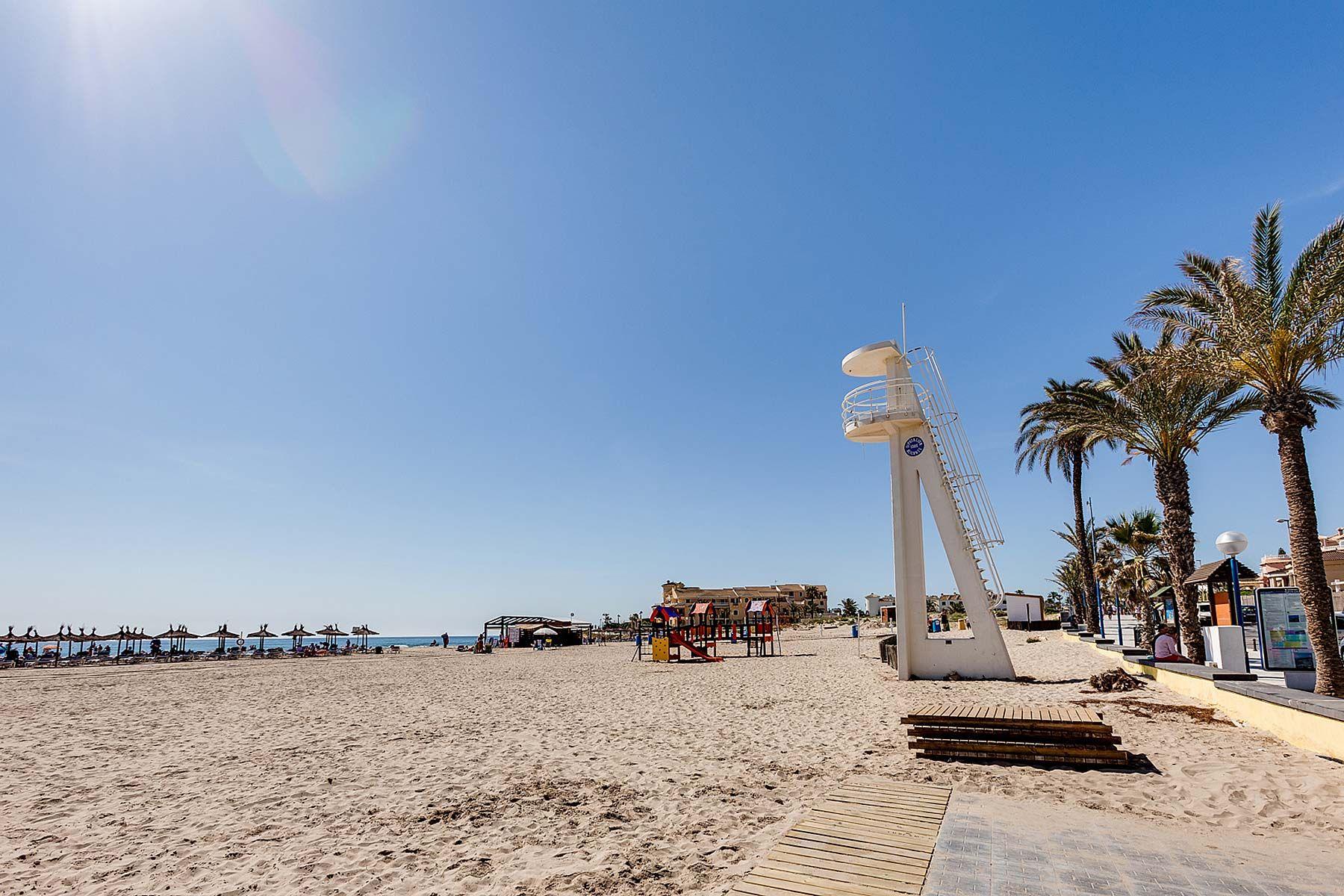 Villa obra nueva con piscina privada en Orihuela Costa — Lujo mediterráneo