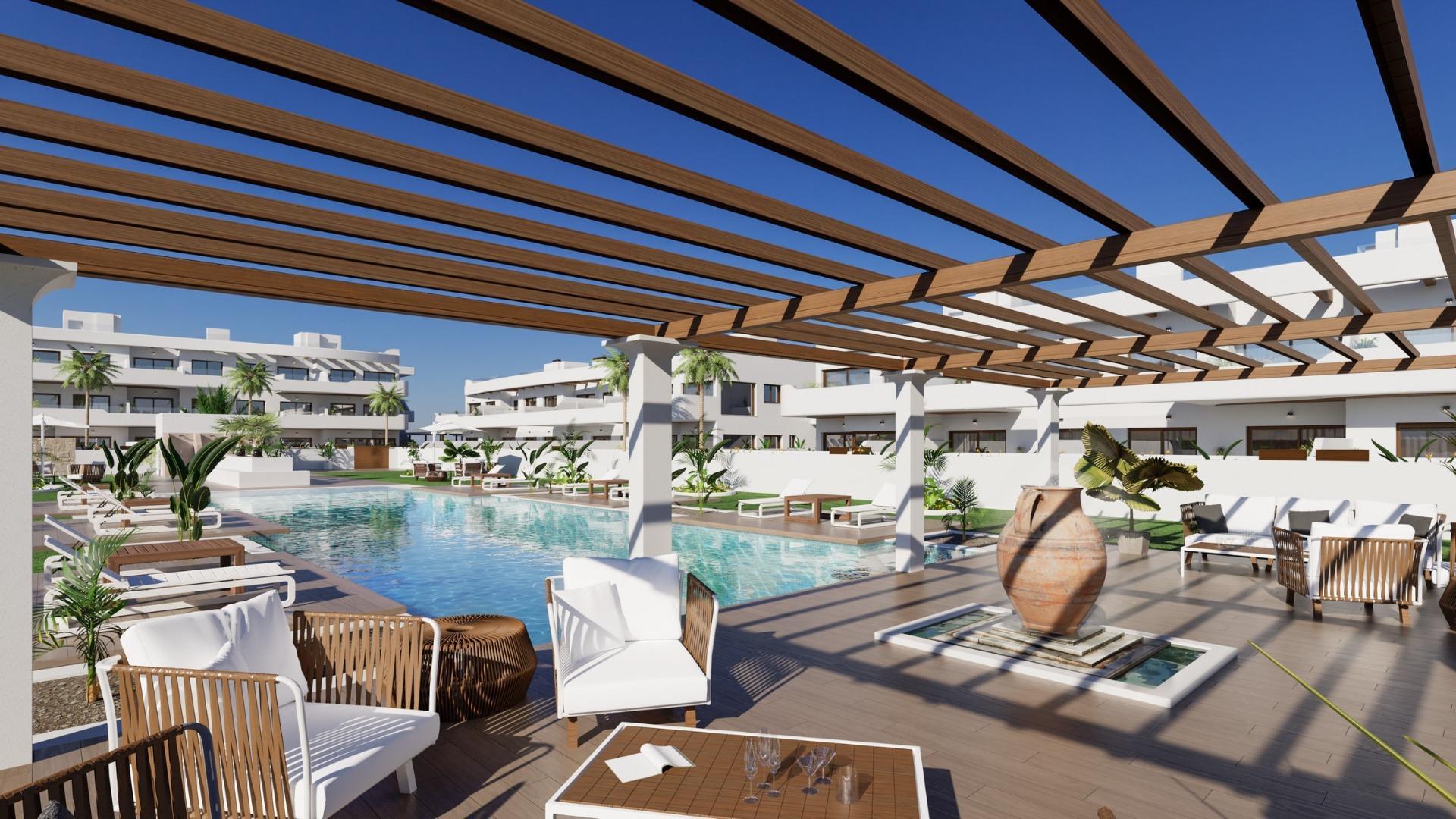 Apartamento obra nueva con piscina privada en Los Alcázares