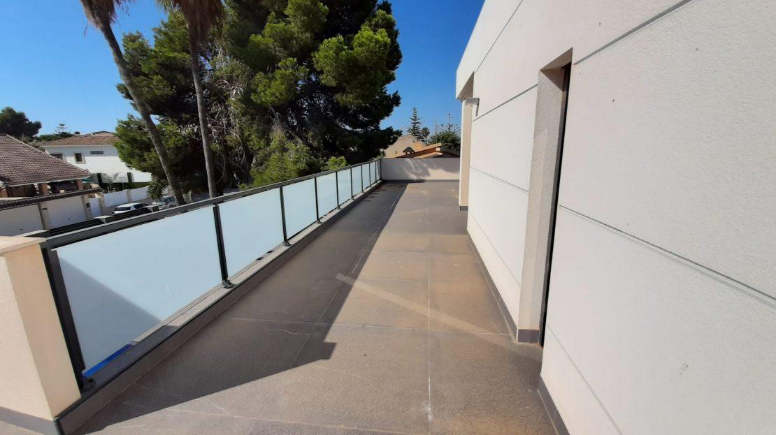 Villa 4 Dorm. con Piscina Privada en Dehesa de Campoamor - 985.000€