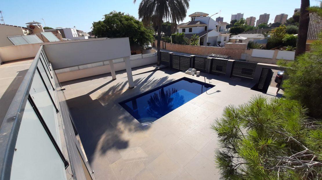 Villa 4 Dorm. con Piscina Privada en Dehesa de Campoamor - 985.000€