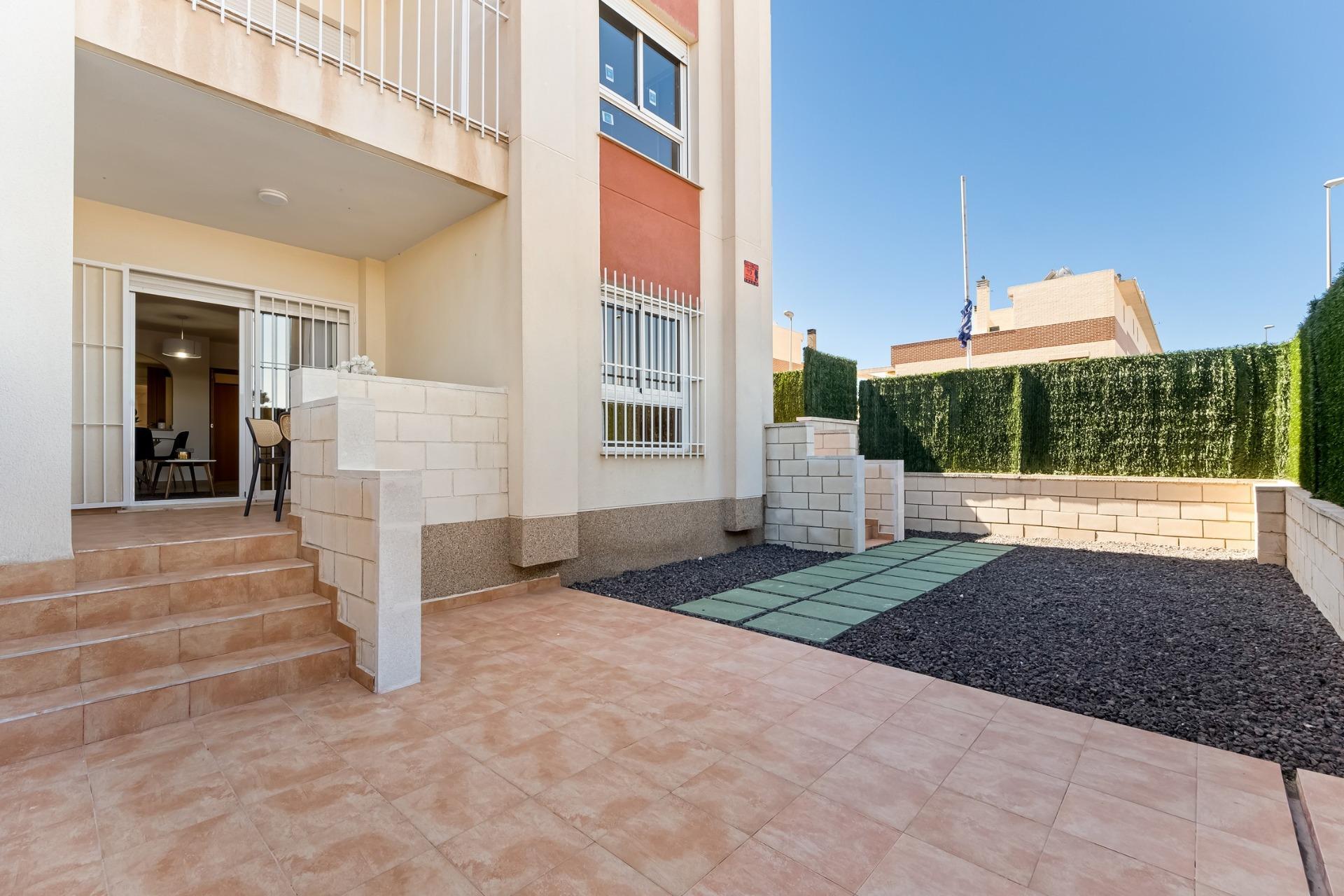 Apartamento Obra Nueva con Piscina Privada en Orihuela Costa — ¡Tu Hogar Ideal!
