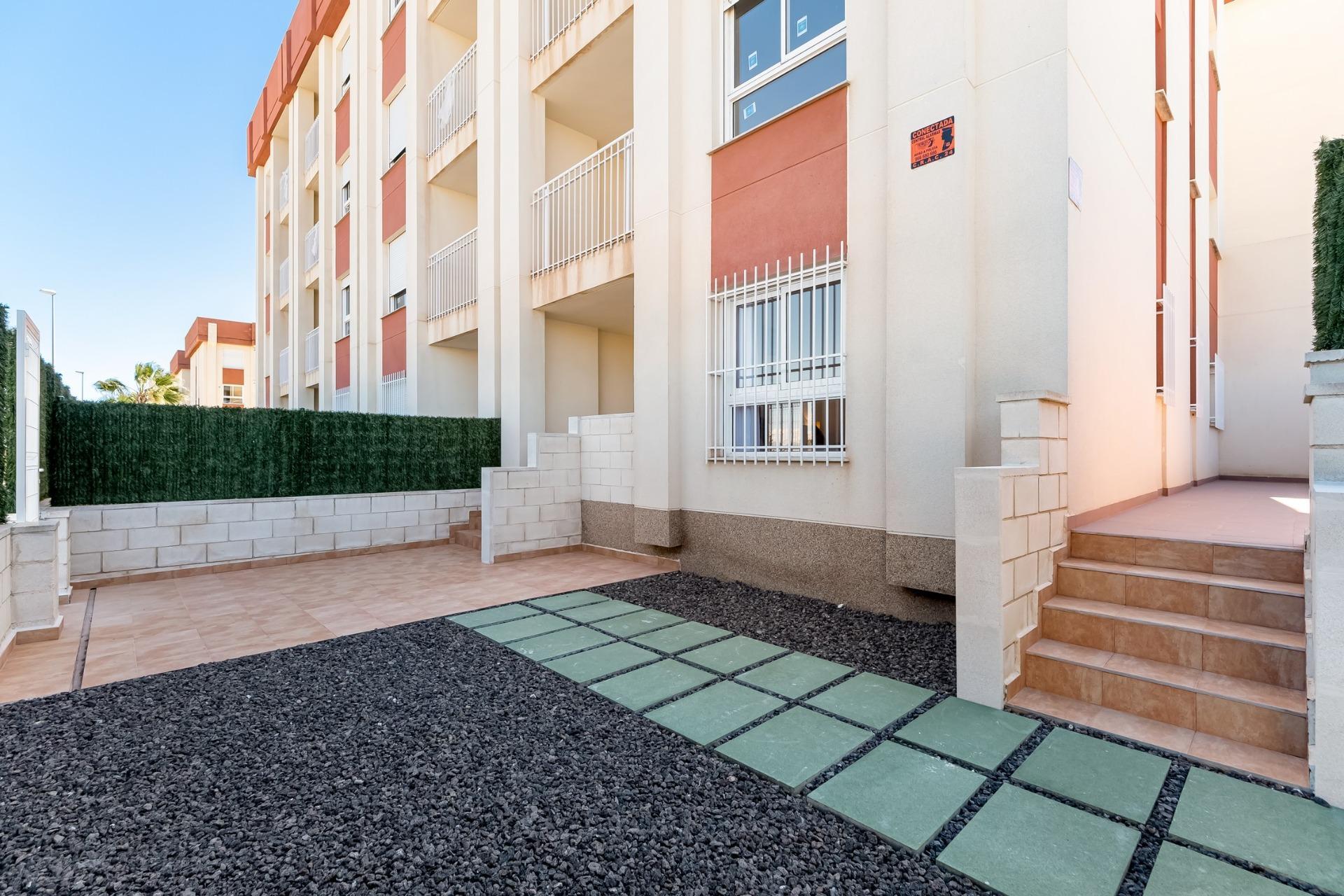 Apartamento Obra Nueva con Piscina Privada en Orihuela Costa — ¡Tu Hogar Ideal!
