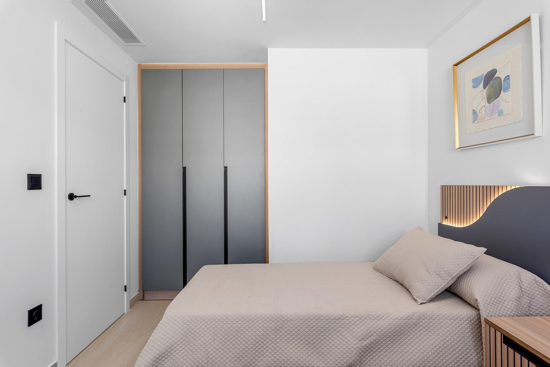 Ático Obra Nueva con Piscina Privada en Guardamar — 2 Dorm, 80m²