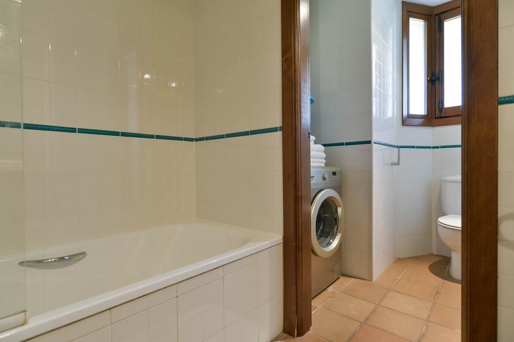 Apartamento con piscina privada en Punta Prima, Torrevieja — 115m²