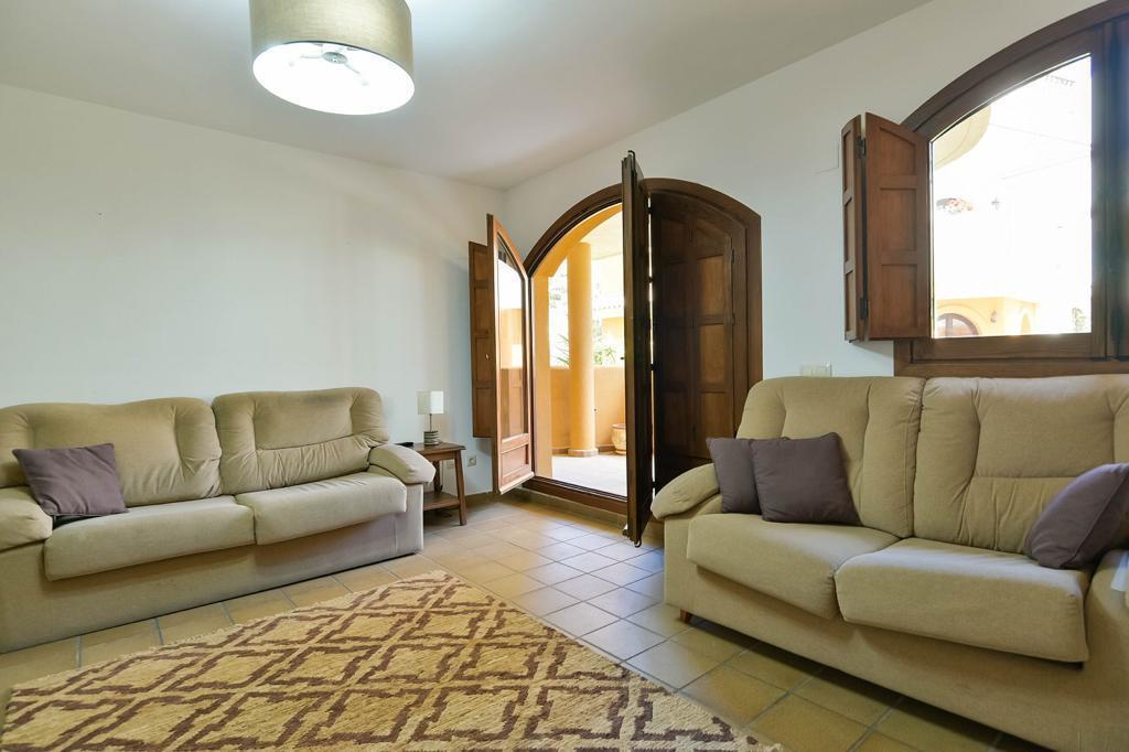 Apartamento con piscina privada en Punta Prima, Torrevieja — 115m²
