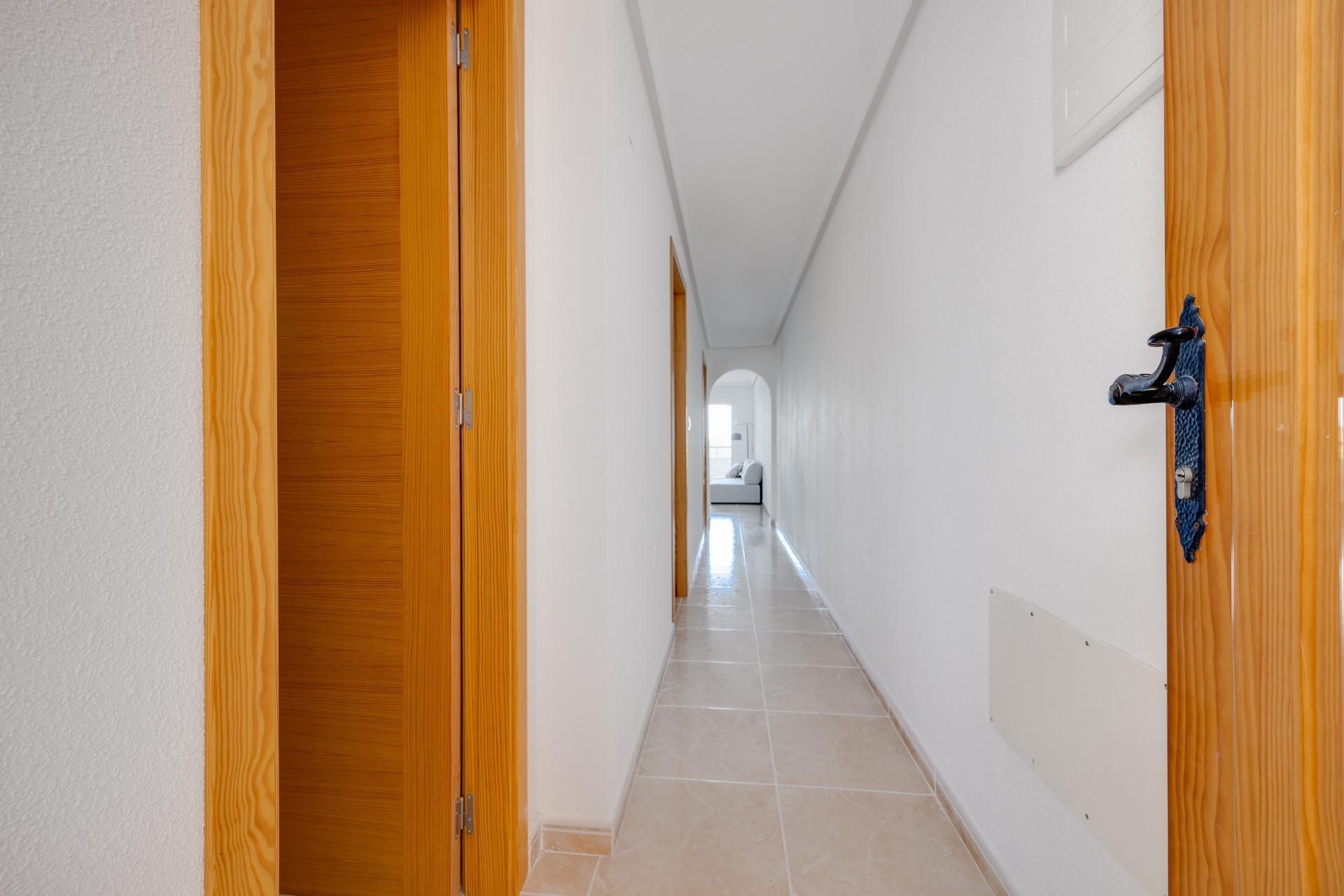 Apartamento Obra Nueva en San Fulgencio con Piscina Privada — 2 Dorm