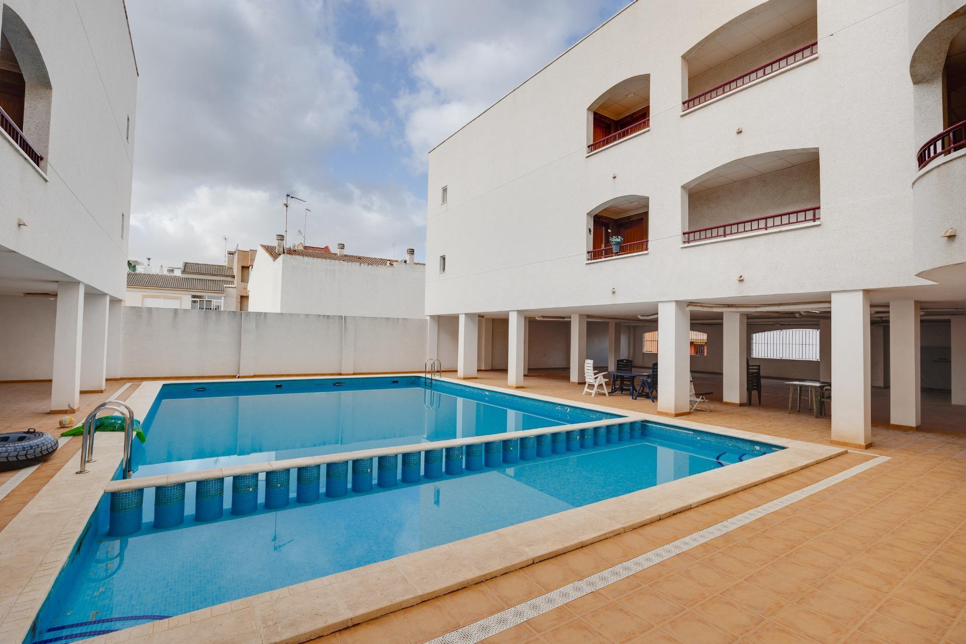 Apartamento Obra Nueva en San Fulgencio con Piscina Privada — 2 Dorm