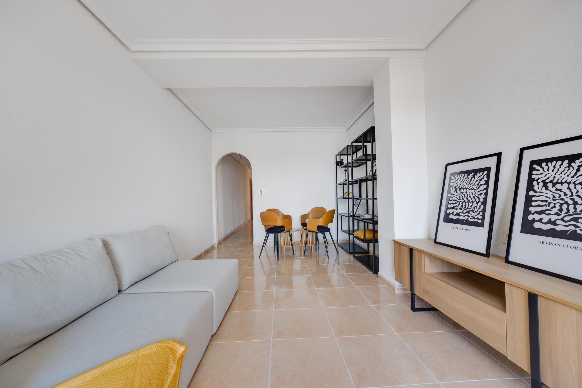 Apartamento Obra Nueva en San Fulgencio con Piscina Privada — 2 Dorm