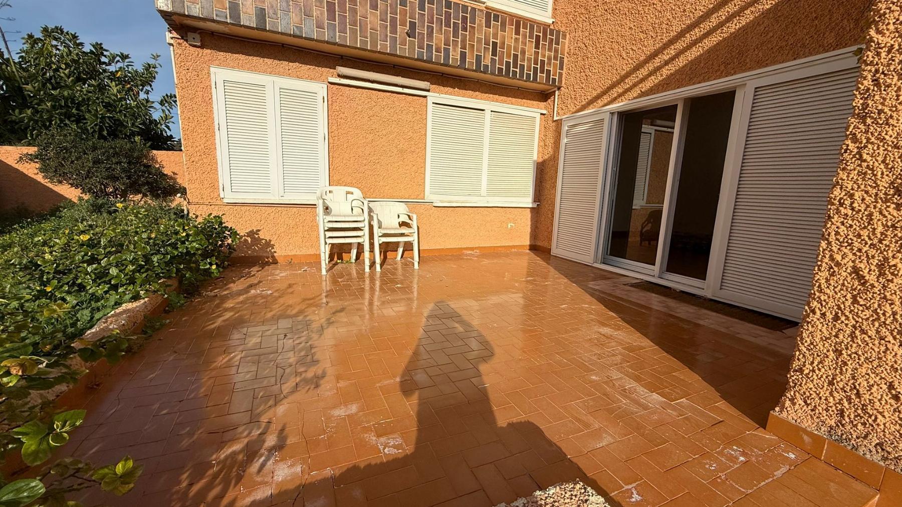 Chalet Esquinero Frente al Mar en La Mata, Torrevieja — 4 Dorm
