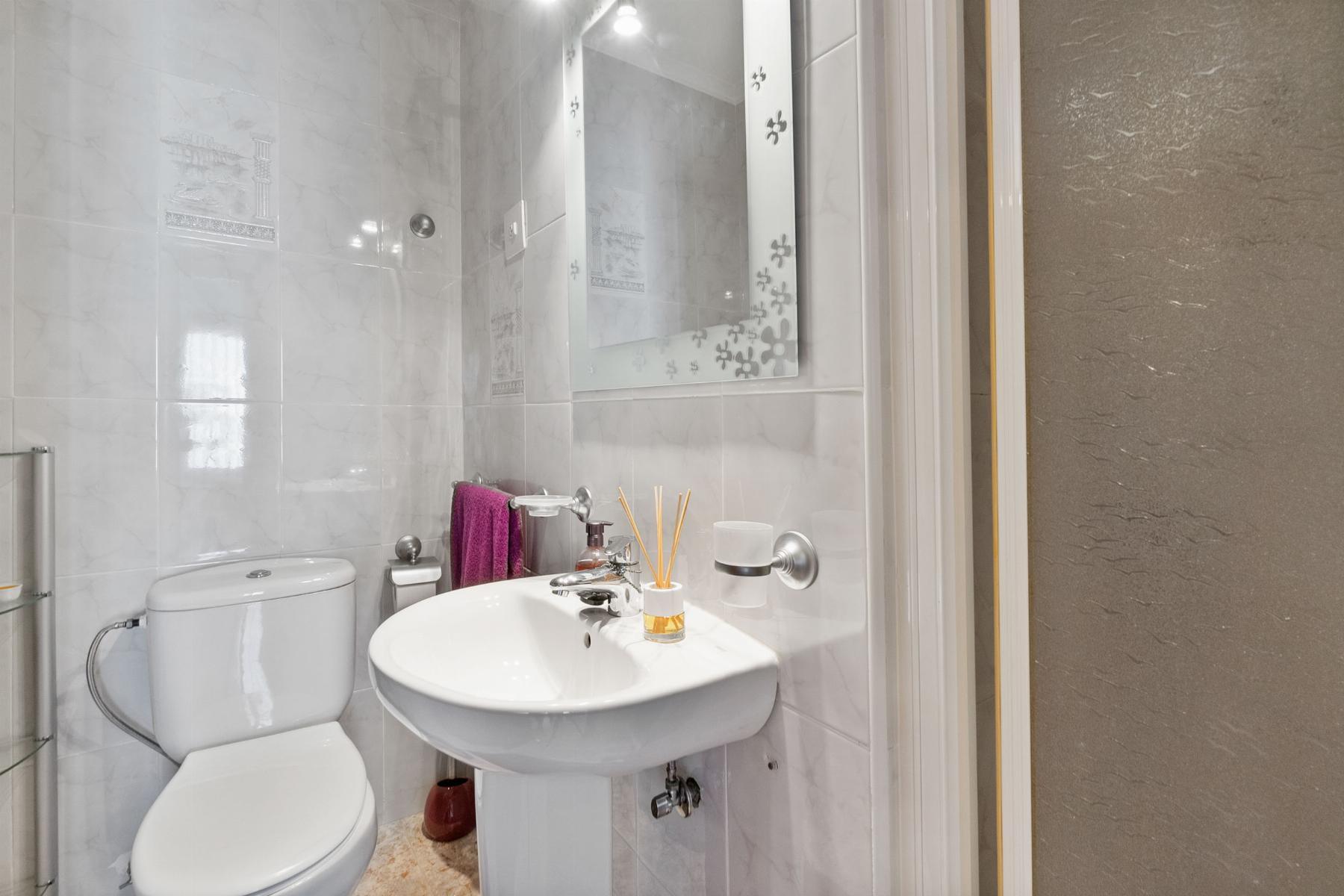 Apartamento Céntrico Torrevieja: 3 Dorm, Terraza, Garaje, Trastero - 150m Puerto