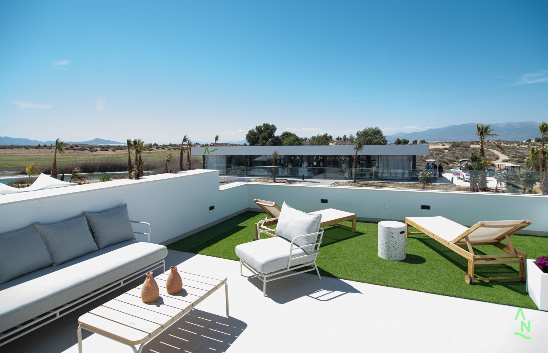 Ático Obra Nueva con Piscina Privada en Alhama de Murcia — 2 Dorm.