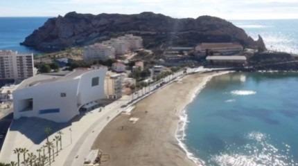 Villa obra nueva con piscina en Águilas, Murcia — 4 dorm.