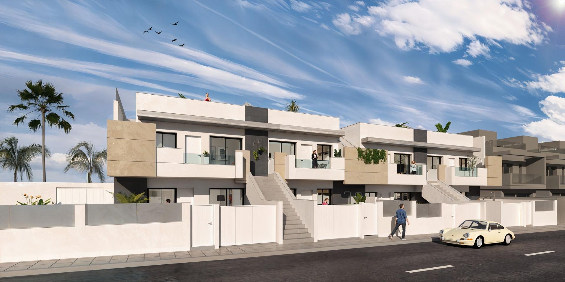 Chalet obra nueva con piscina privada en San Pedro del Pinatar
