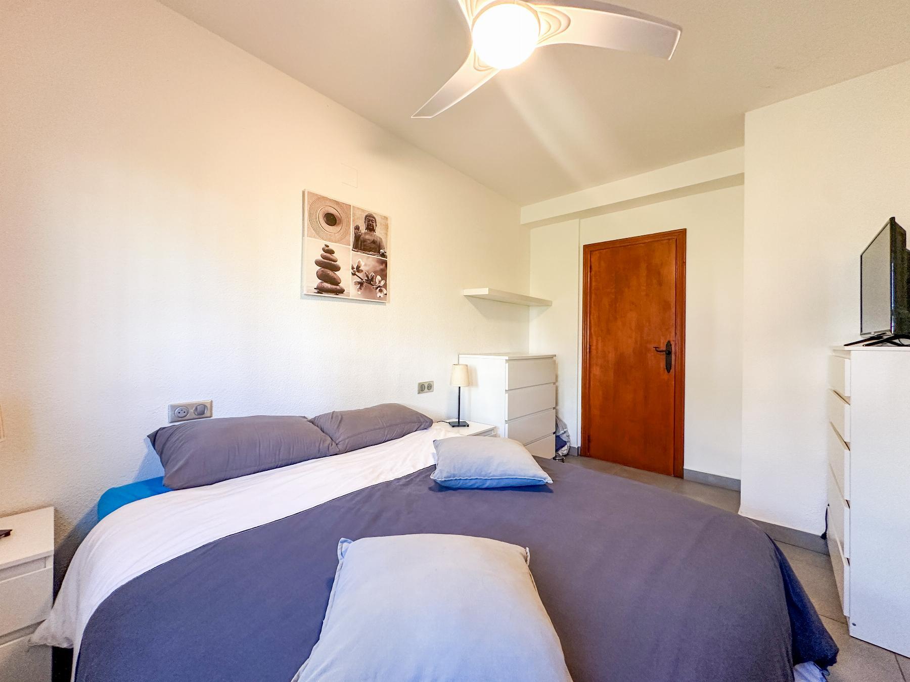 Bungalow con Piscina Privada en Villamartín — Refugio Mediterráneo