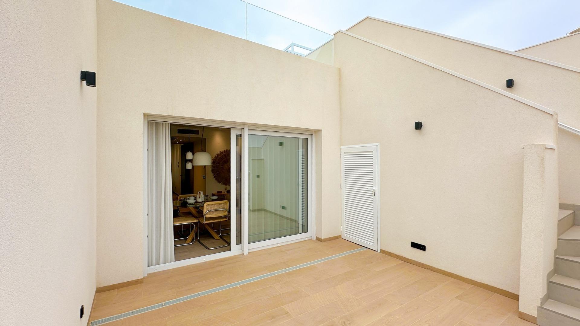 Chalet Obra Nueva en Algorfa con Piscina Privada — Hogar de Lujo