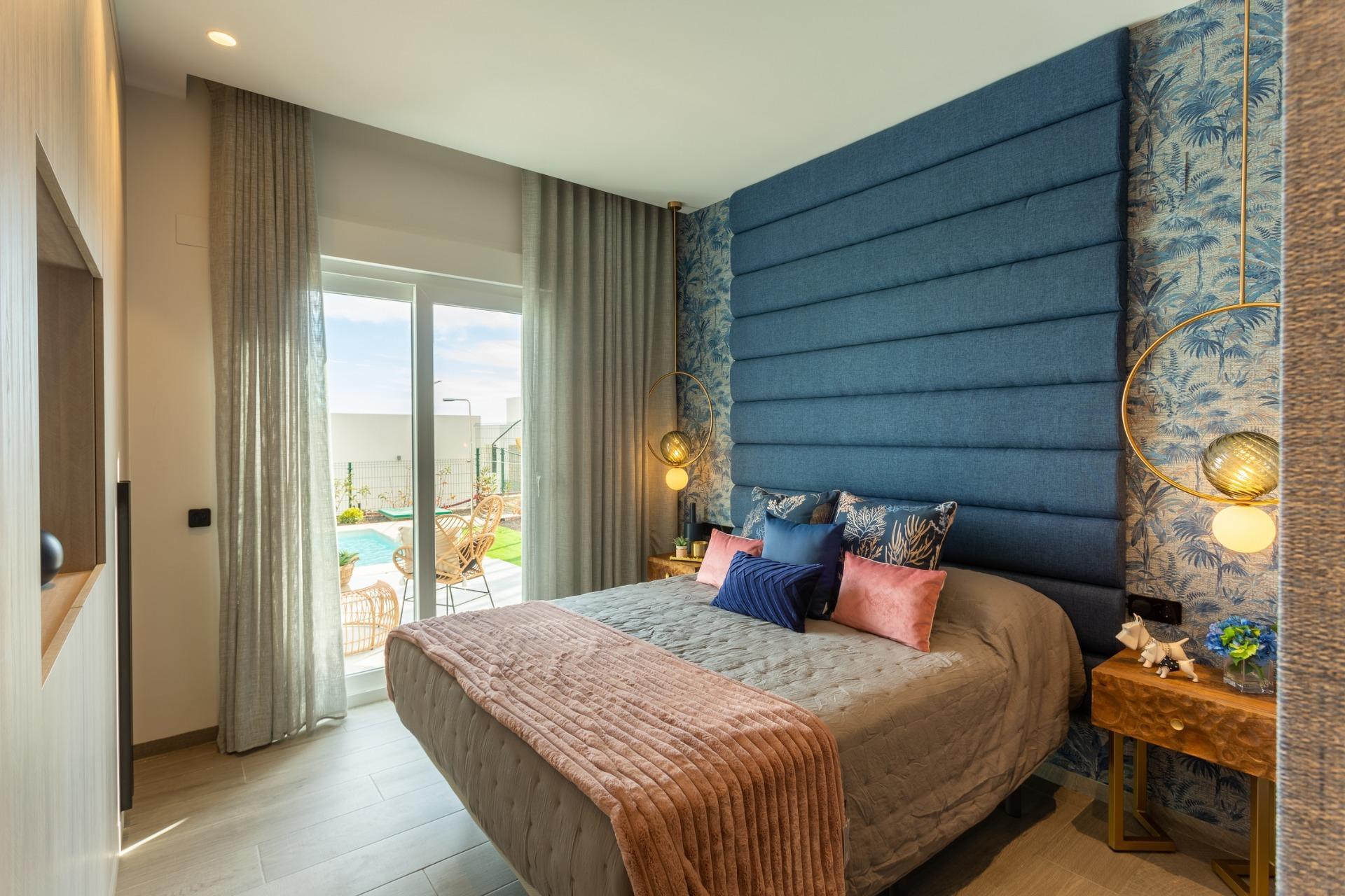 Villa obra nueva con piscina en Algorfa - 3 dorm