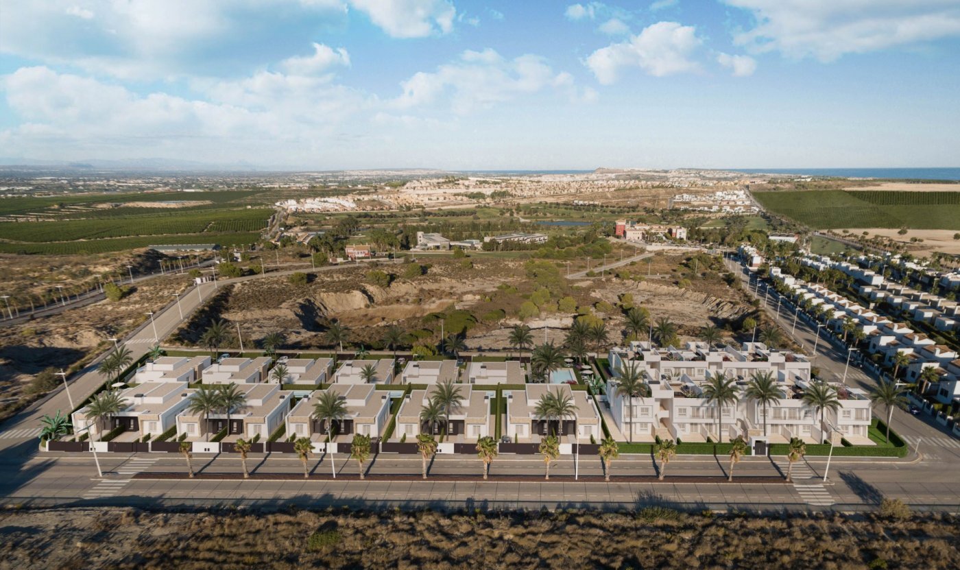 Villa obra nueva con piscina en Algorfa - 3 dorm
