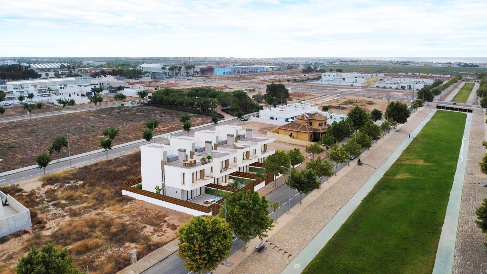 Villa obra nueva con piscina en Pilar de la Horadada — 3 hab.