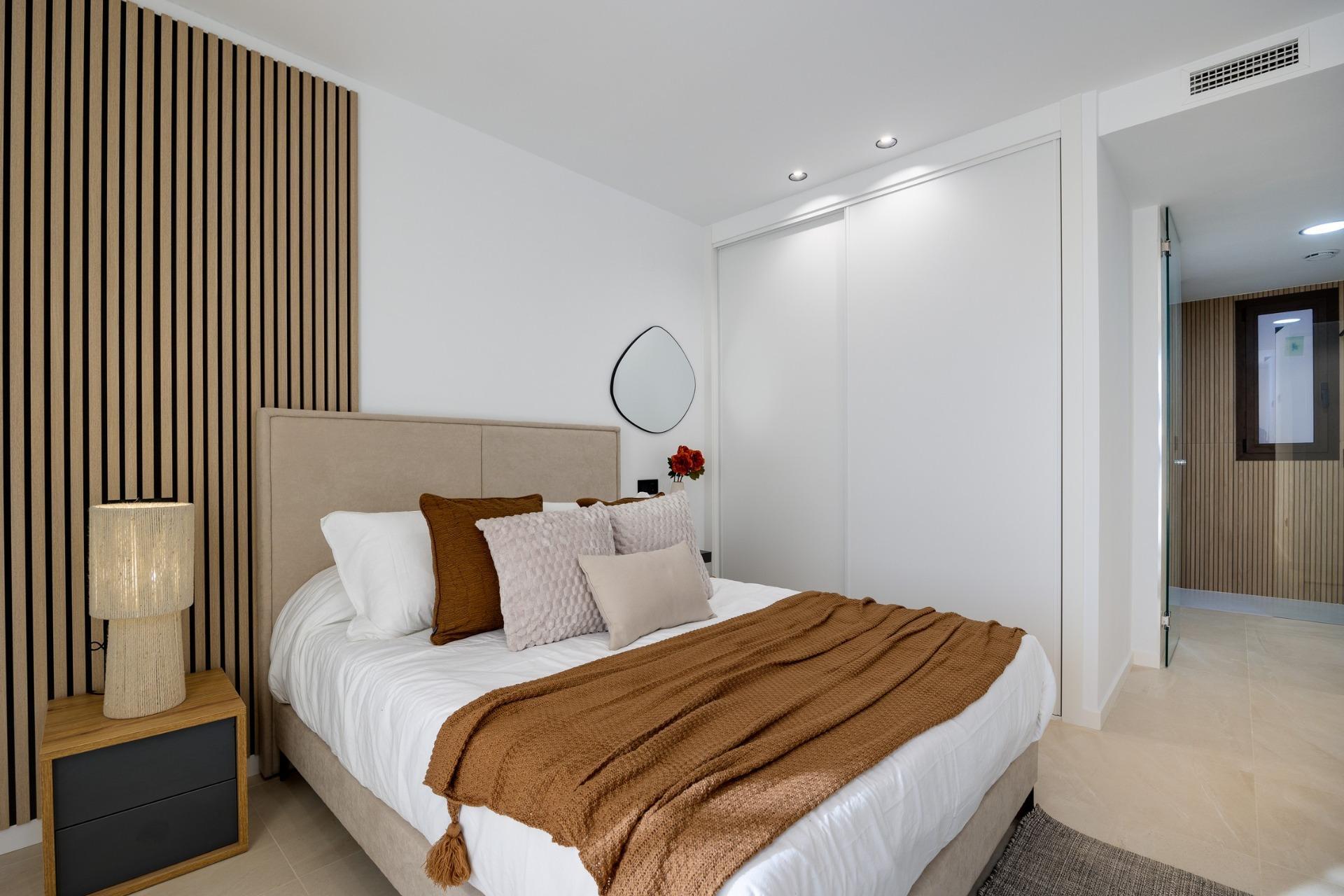 Ático Obra Nueva en Los Alcázares con Piscina Privada — 2 Dorm.