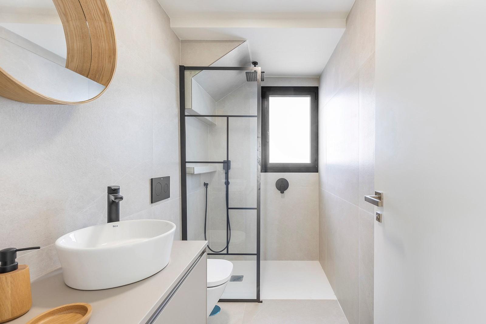 Villa obra nueva con piscina en Los Alcázares — 3 dorm, 115 m², 195 m² parcela