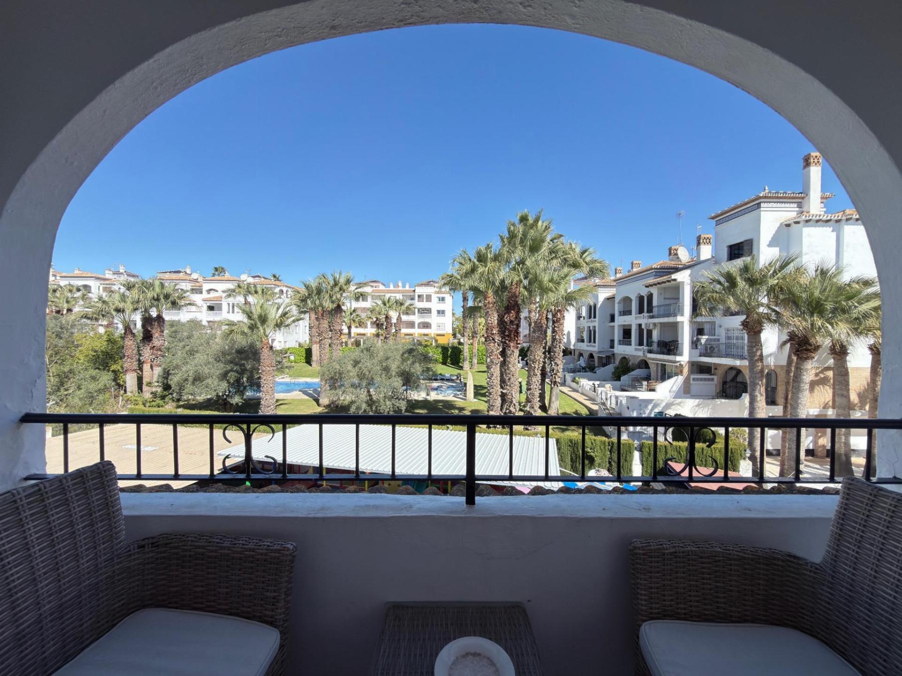 Apartamento 2 Dorm. Villamartín - Vistas Piscina y Golf | 159.900€