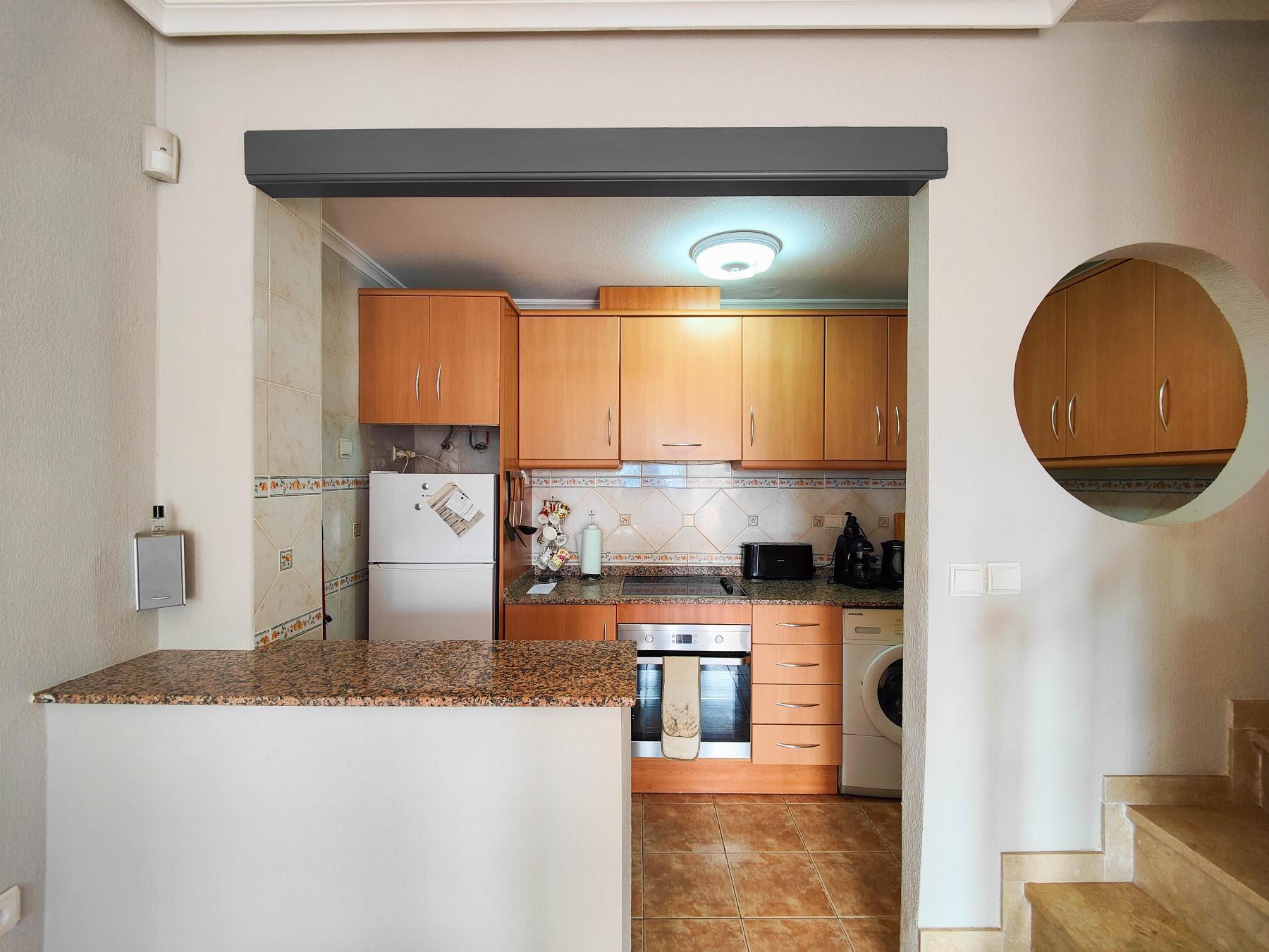 Dúplex en Punta Prima con Terraza de 25m² y Piscina Comunitaria