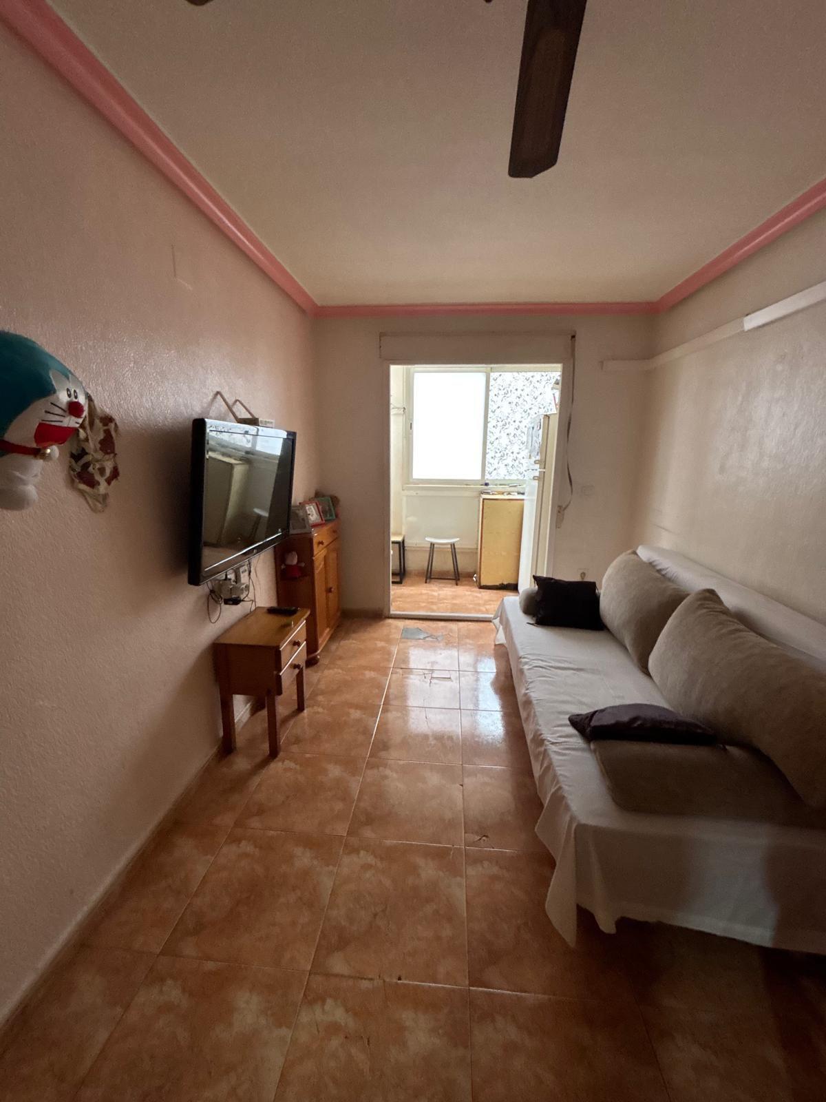 Apartamento céntrico en Acequión, Torrevieja — 2 dorm, a 5 min andando al centro