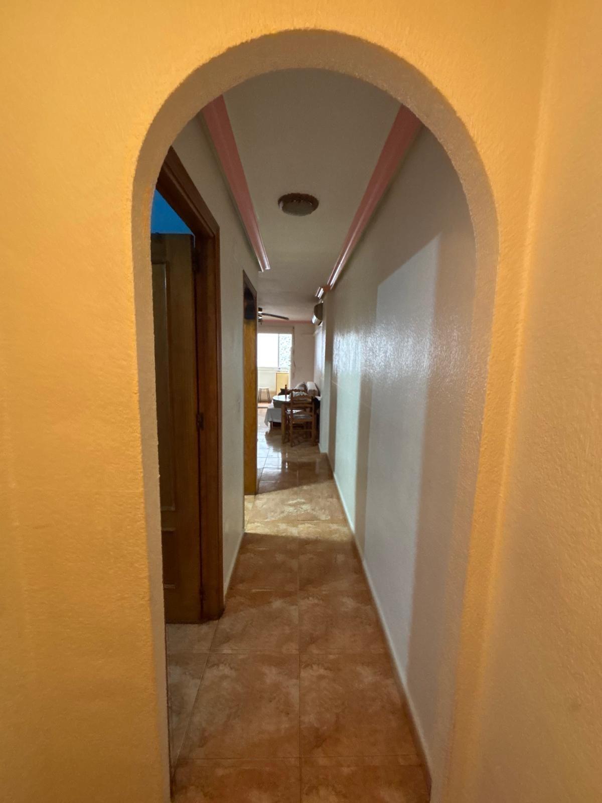 Apartamento céntrico en Acequión, Torrevieja — 2 dorm, a 5 min andando al centro