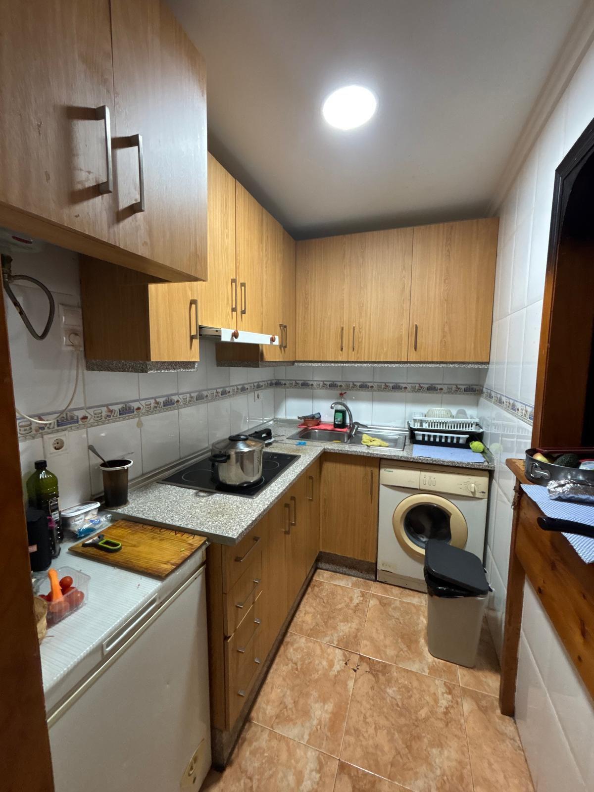 Apartamento céntrico en Acequión, Torrevieja — 2 dorm, a 5 min andando al centro