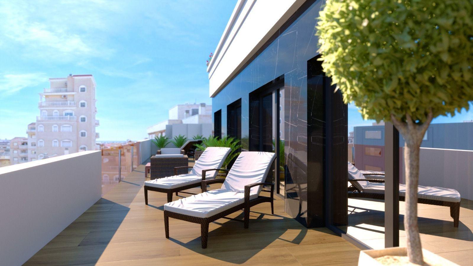 Ático Obra Nueva con Piscina Privada en Torrevieja — 2 Dorm.