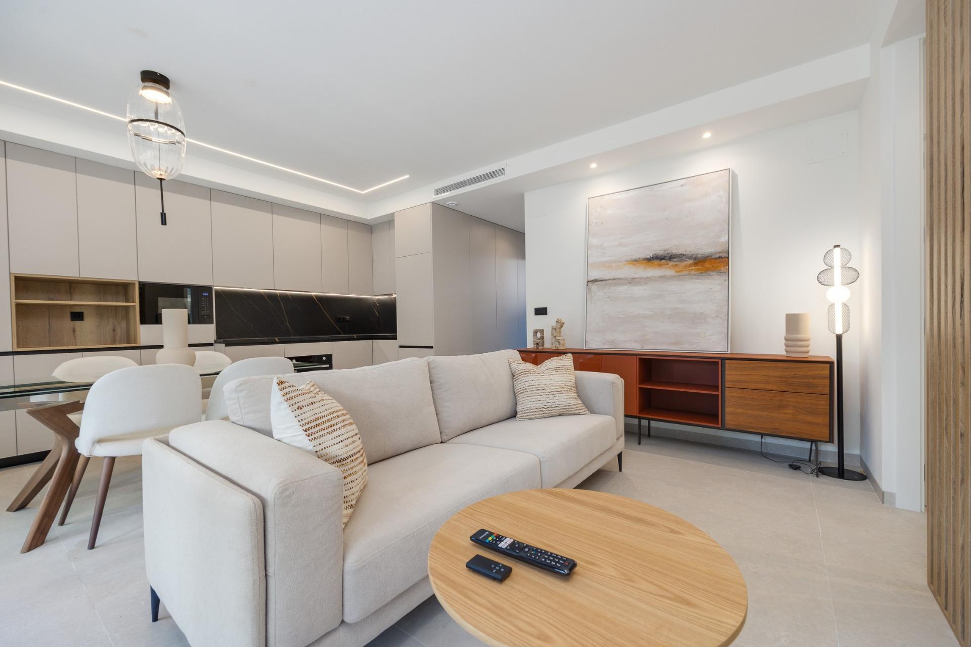 Apartamento Obra Nueva con Piscina Privada en Guardamar del Segura — 2 Dorm.