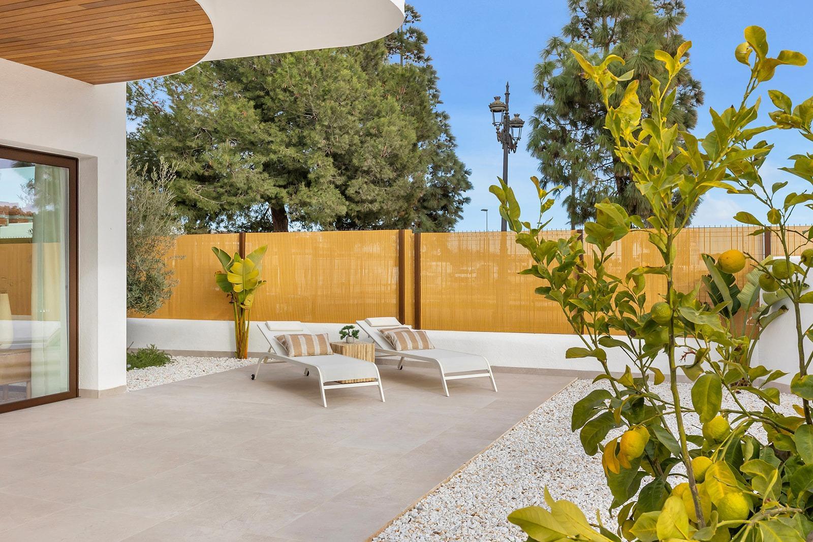 Apartamento Obra Nueva con Piscina Privada en Los Alcázares — 3 Dorm.