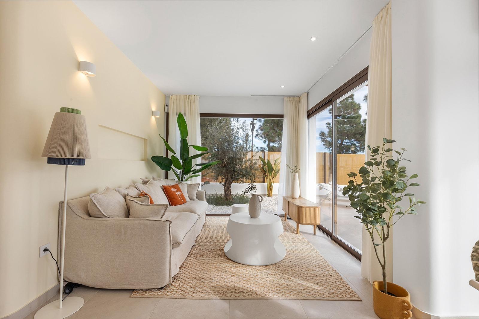 Apartamento Obra Nueva con Piscina Privada en Los Alcázares — 3 Dorm.