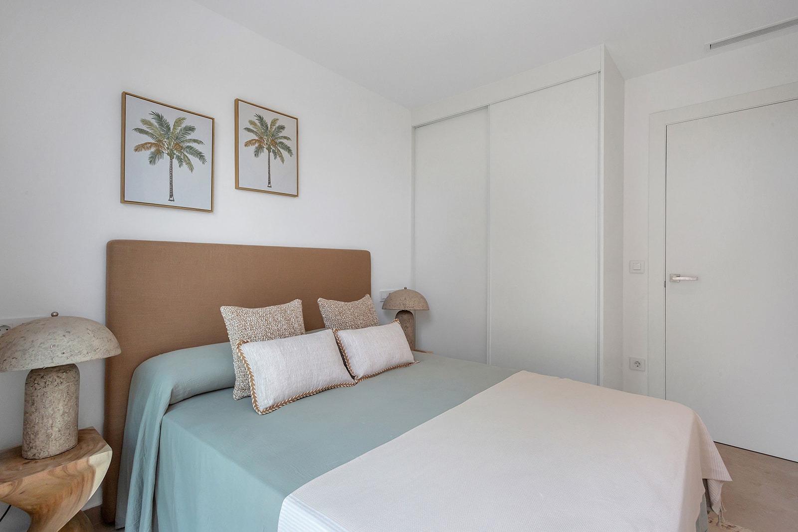 Apartamento Obra Nueva con Piscina Privada en Los Alcázares — 3 Dorm.