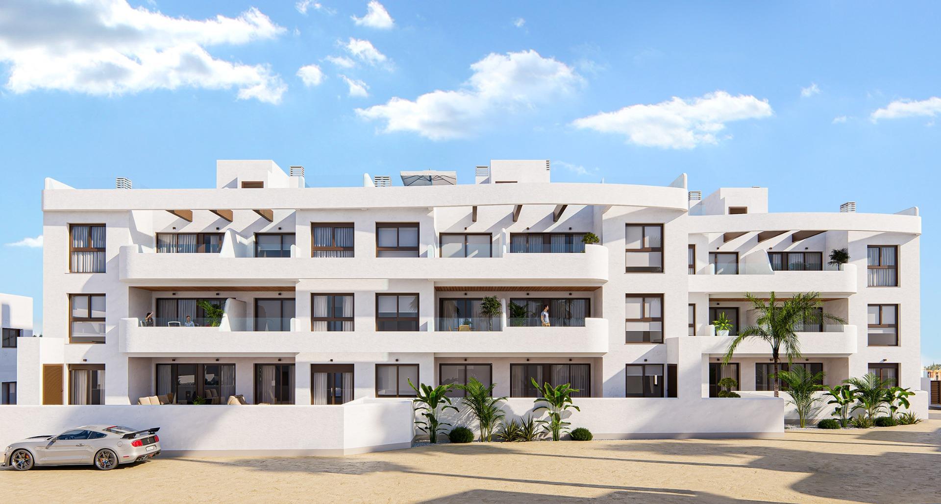 Apartamento Obra Nueva con Piscina Privada en Los Alcázares — 3 Dorm.