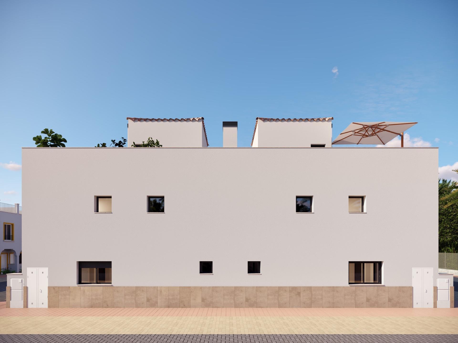 Obra Nueva en Torre Pacheco: Adosado con Piscina Privada — 3 Dorm.