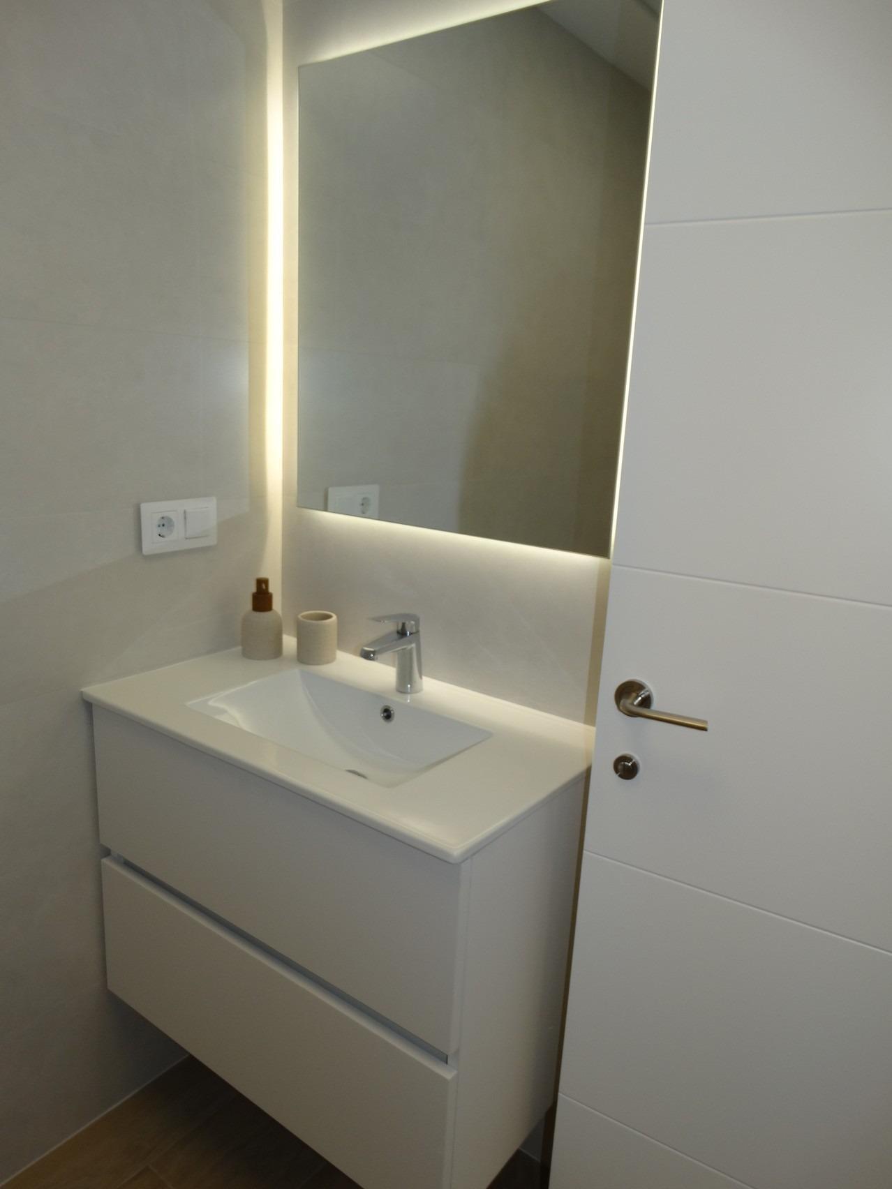 Bungalow Obra Nueva con Piscina Privada en Pilar de la Horadada — Hogar Mediterráneo