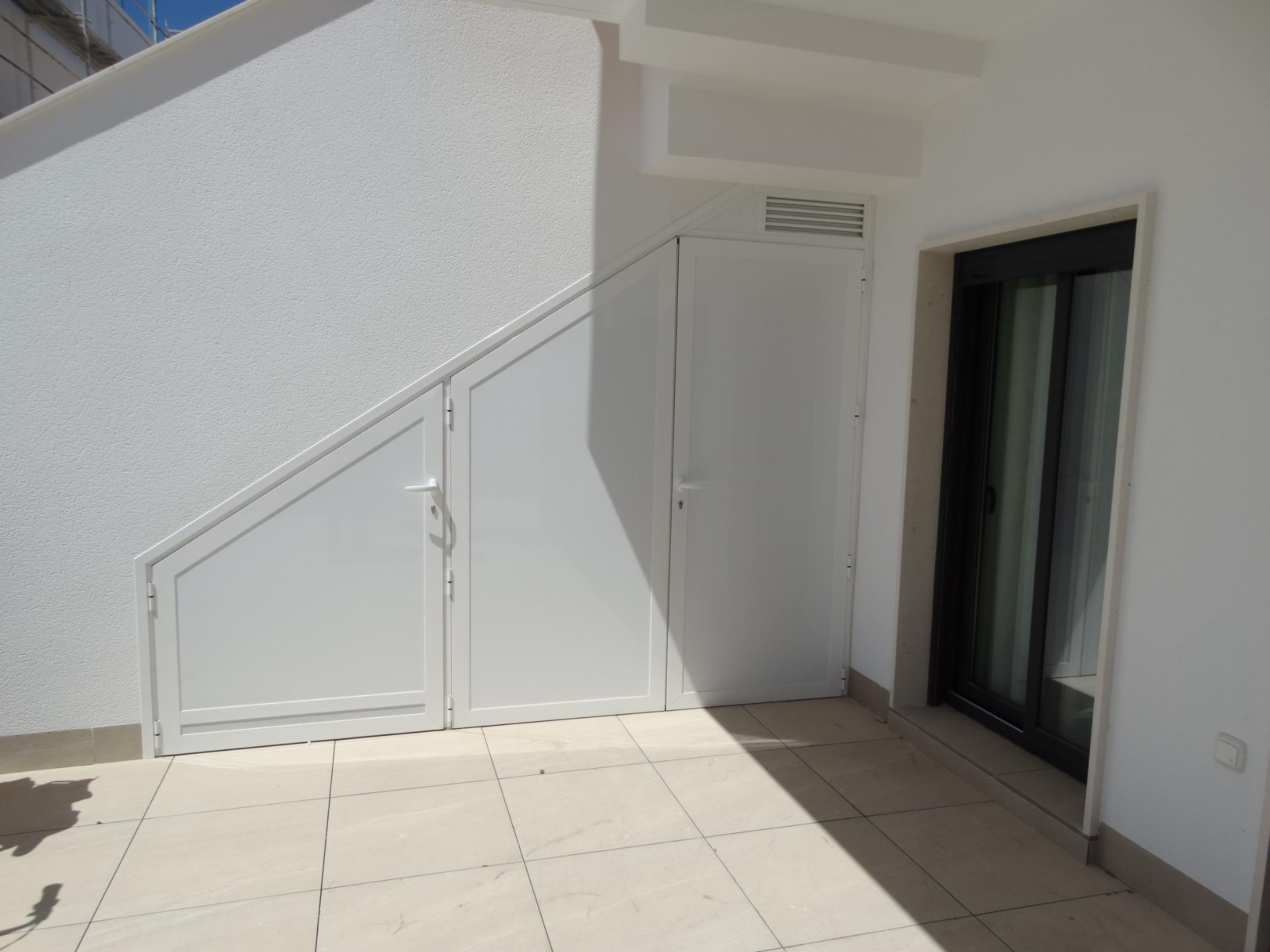 Bungalow Obra Nueva con Piscina Privada en Pilar de la Horadada — Hogar Mediterráneo