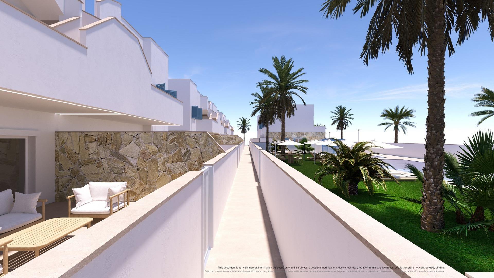Chalet obra nueva en Pilar de La Horadada con piscina privada