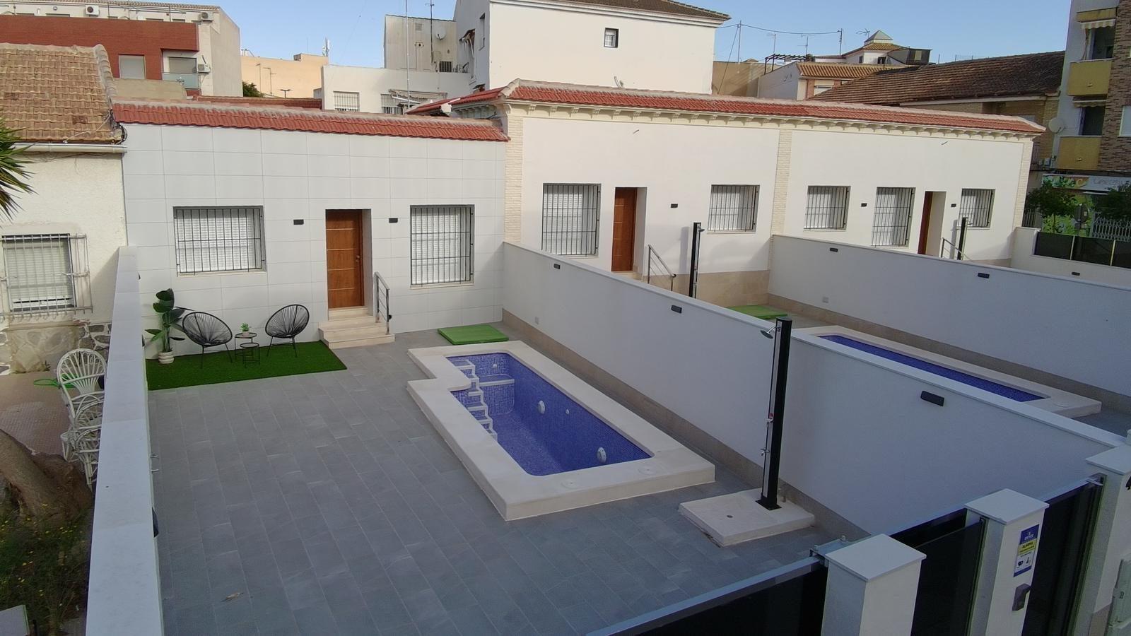 Chalet reformado con piscina privada en San Javier, Murcia — 3 dorm