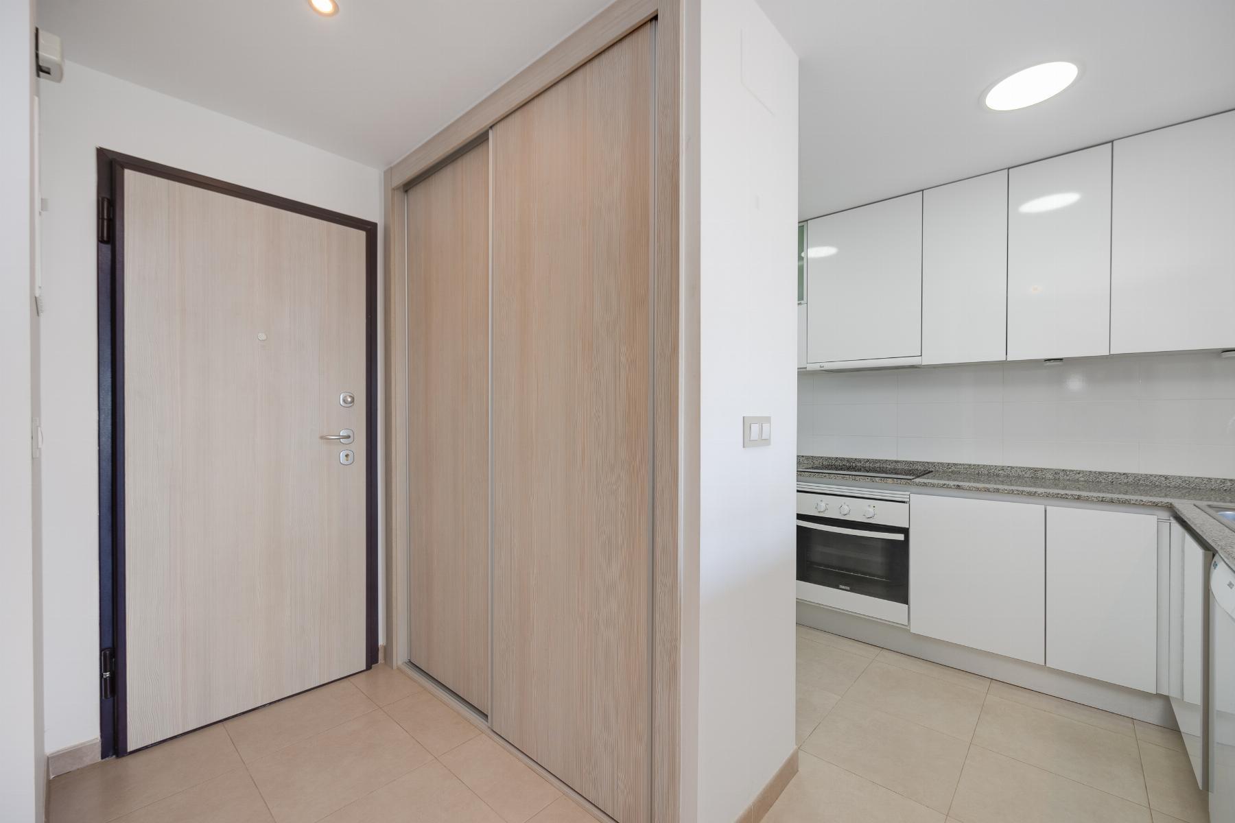 Apartamento con vistas al mar y terraza de 15m² en Lomas de Cabo Roig