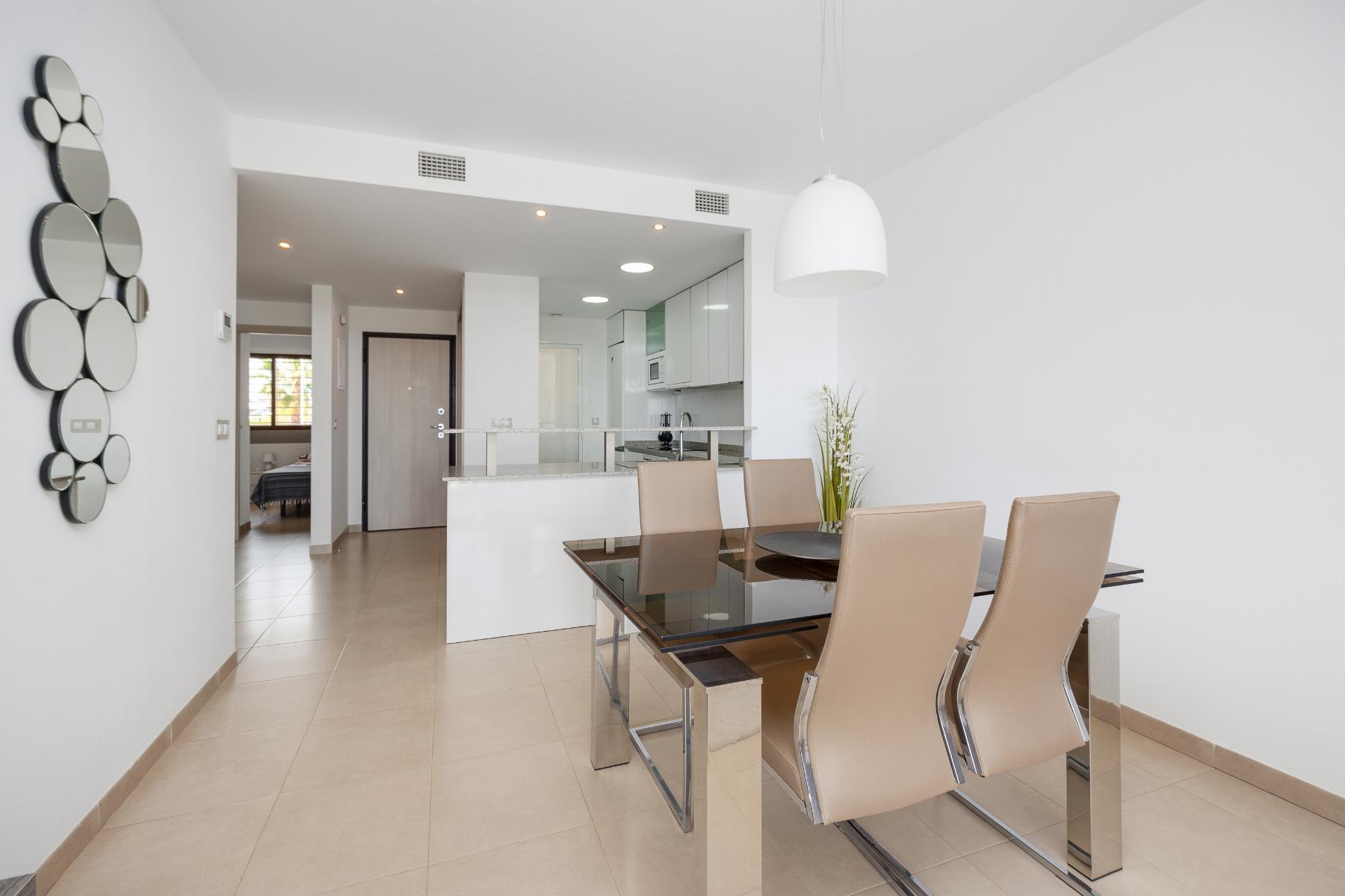 Apartamento con vistas al mar y terraza de 15m² en Lomas de Cabo Roig