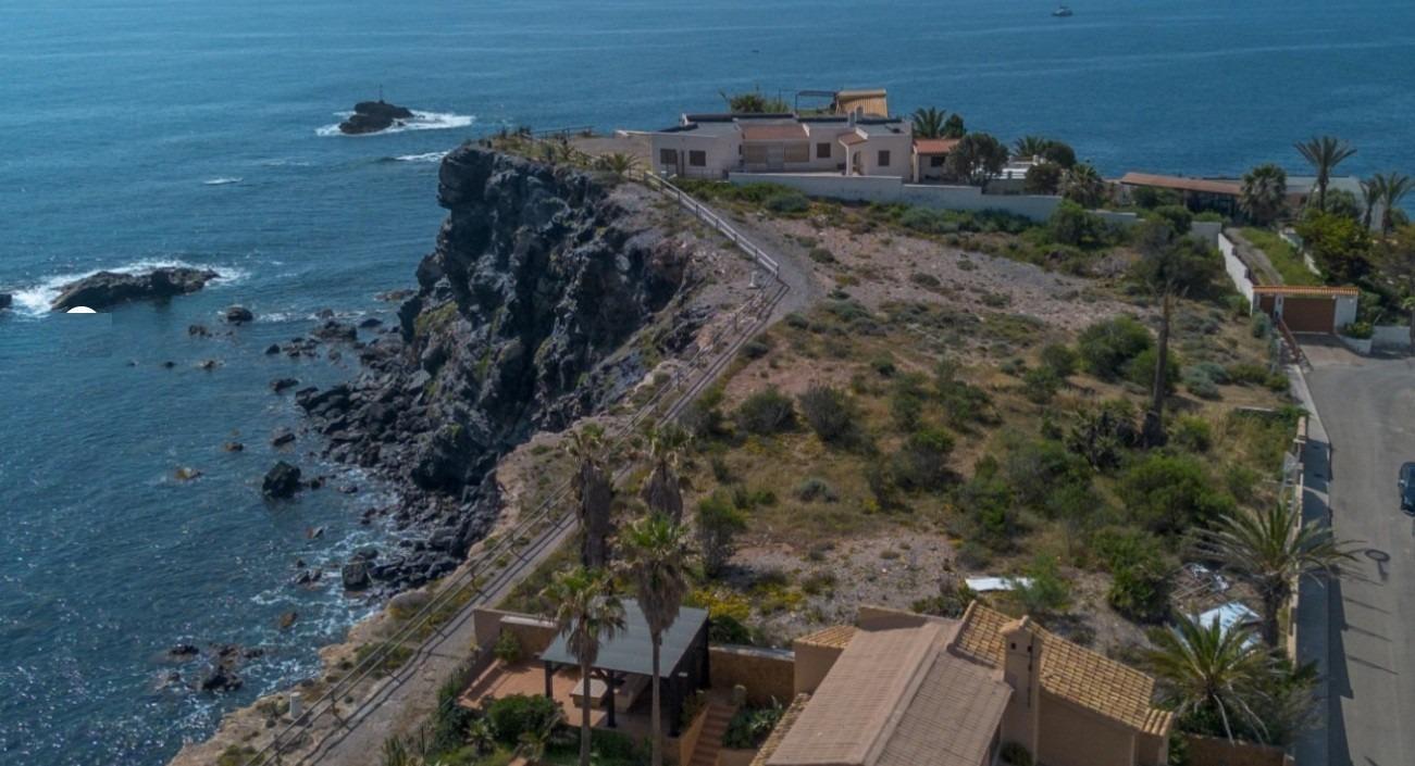 Villa de lujo en primera línea de mar en Cabo de Palos — Piscina y vistas únicas