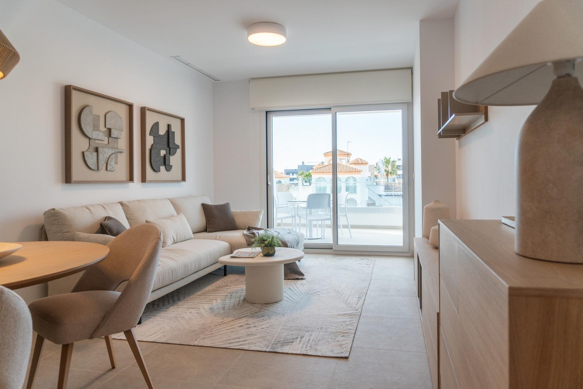 Apartamento de obra nueva con piscina privada en Playa Flamenca — 2 dorm.