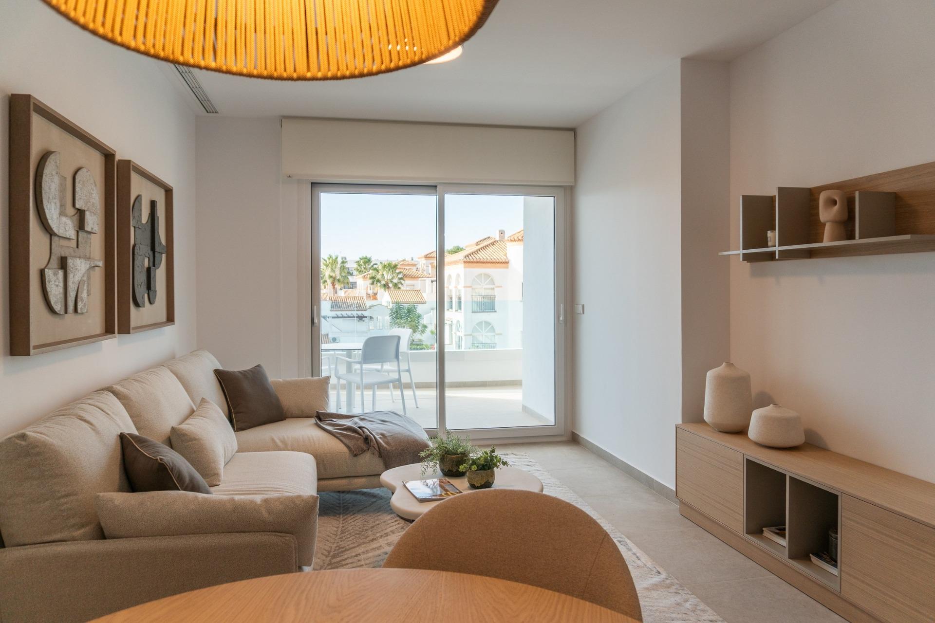 Apartamento de obra nueva con piscina privada en Playa Flamenca — 2 dorm.